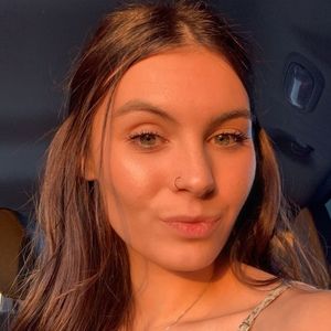 Meet your Posher, Mackenzie